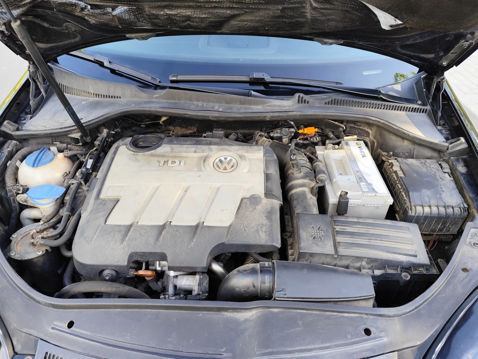 VW Golf 2.0TDI 16V, снимка 14 - Автомобили и джипове - 54715503