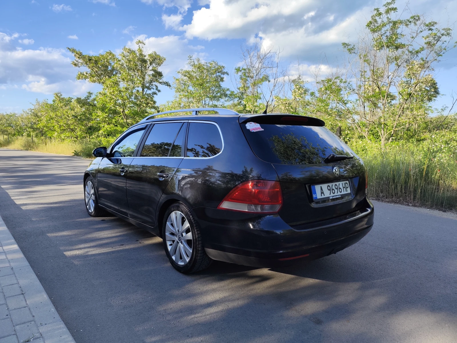 VW Golf 2.0TDI 16V, снимка 3 - Автомобили и джипове - 54715503
