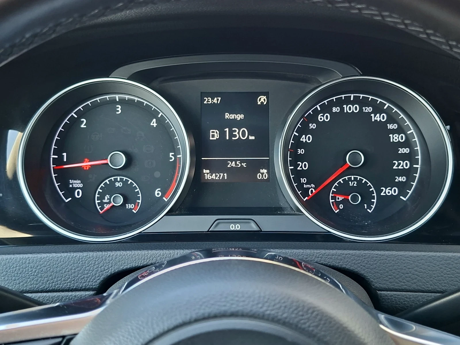 VW Golf R-line / Топ състояние, снимка 15 - Автомобили и джипове - 54936652