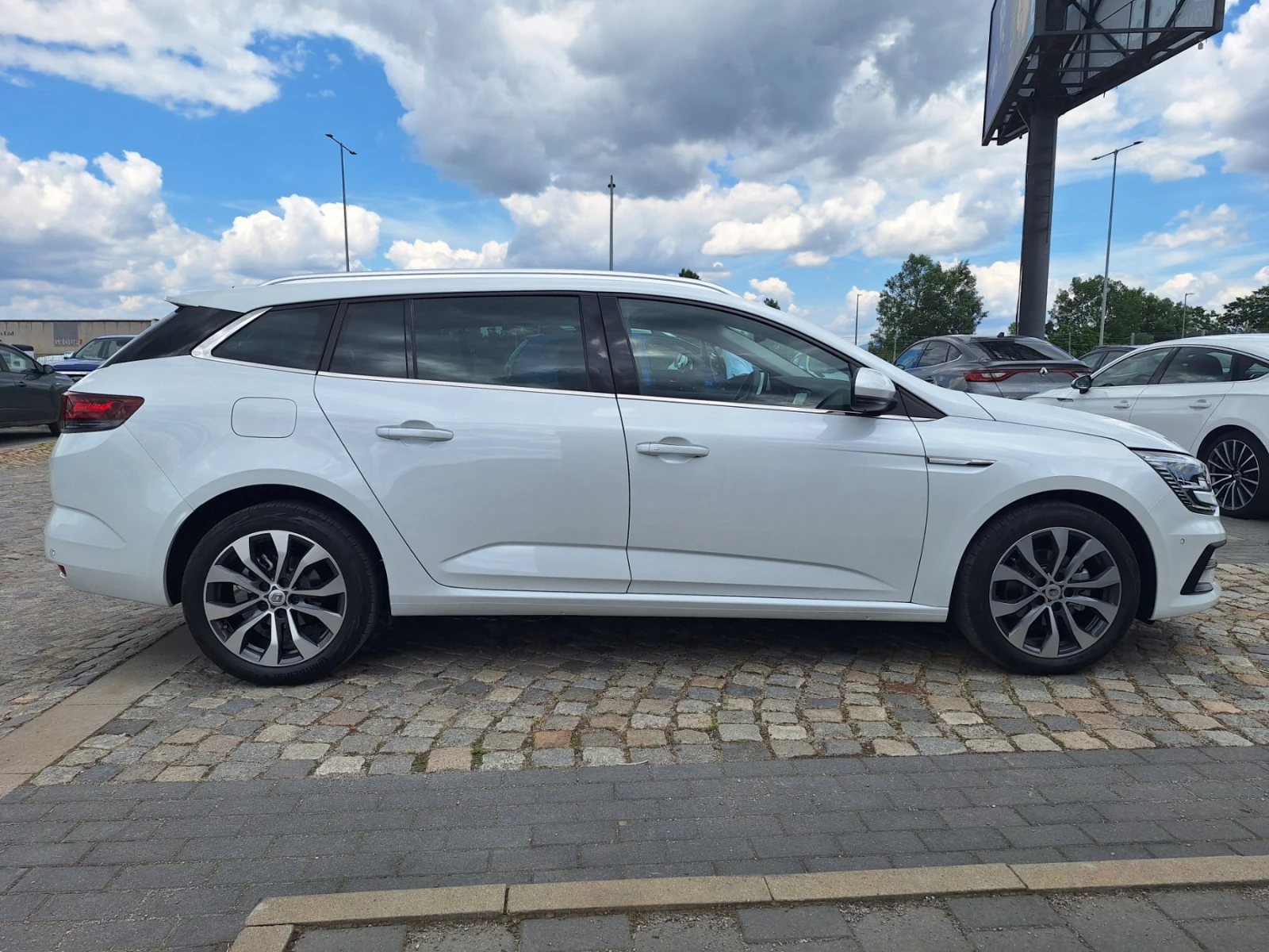 Renault Megane 1.3Tce/ 140�.�./Grandtour/INTENS/���������! | Mobile.bg � ����������� 7