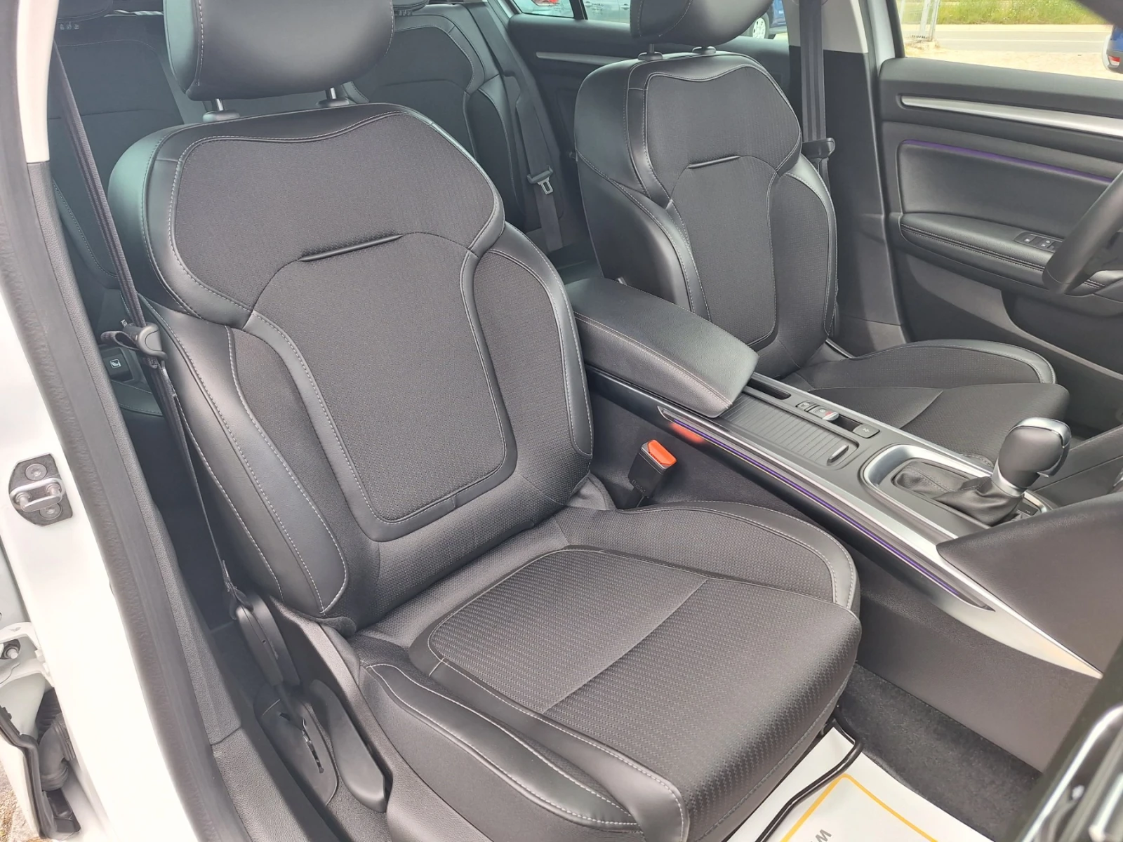 Renault Megane 1.3Tce/ 140�.�./Grandtour/INTENS/���������! | Mobile.bg � ����������� 13