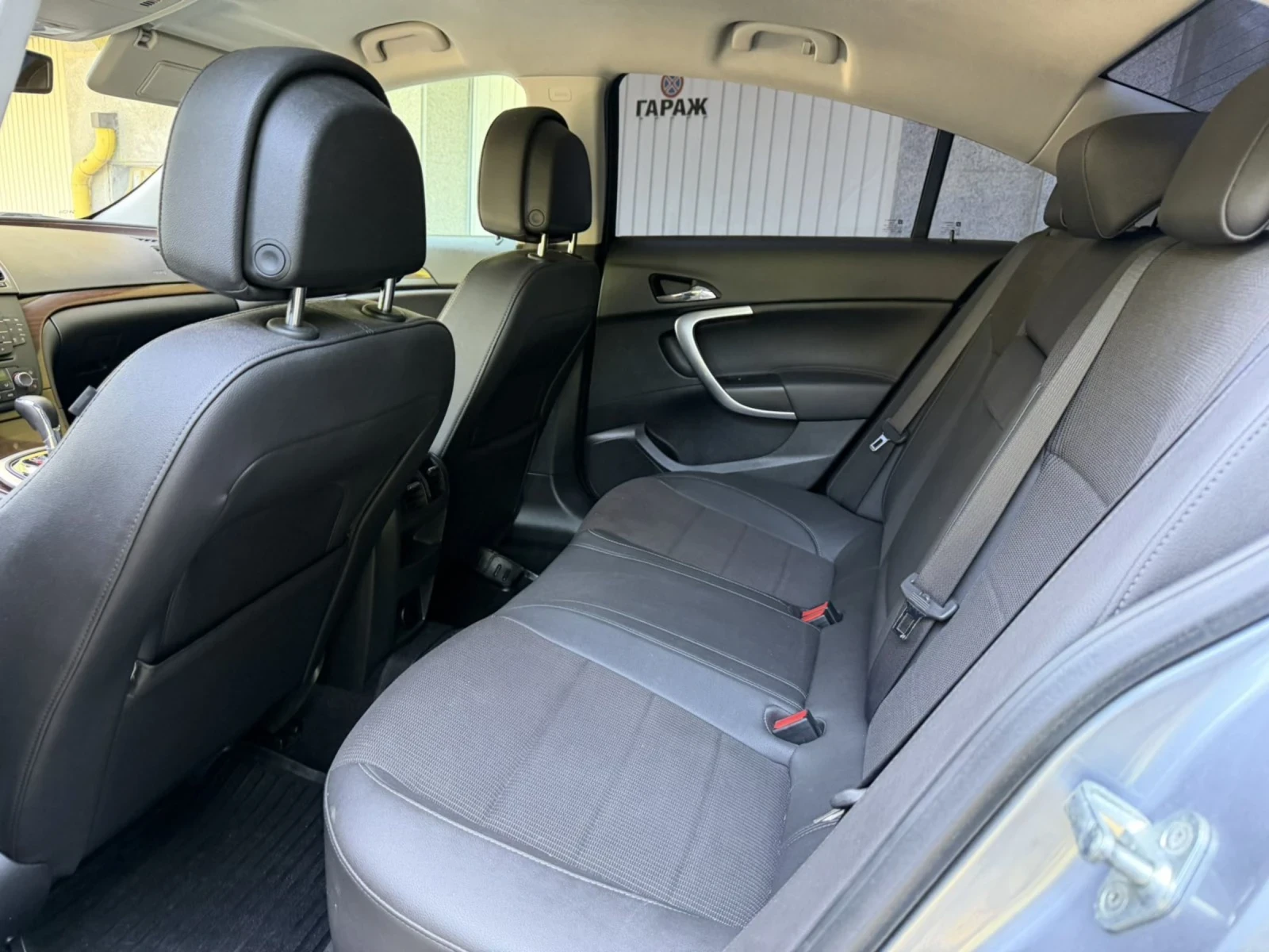 Opel Insignia, снимка 10 - Автомобили и джипове - 55298760