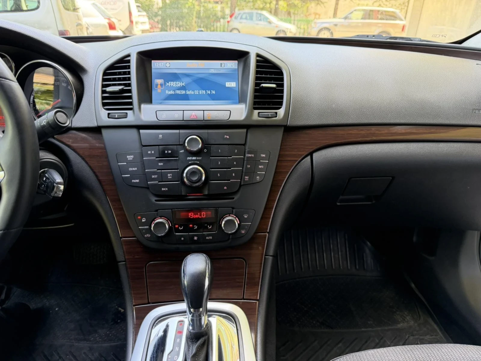Opel Insignia, снимка 14 - Автомобили и джипове - 55298760