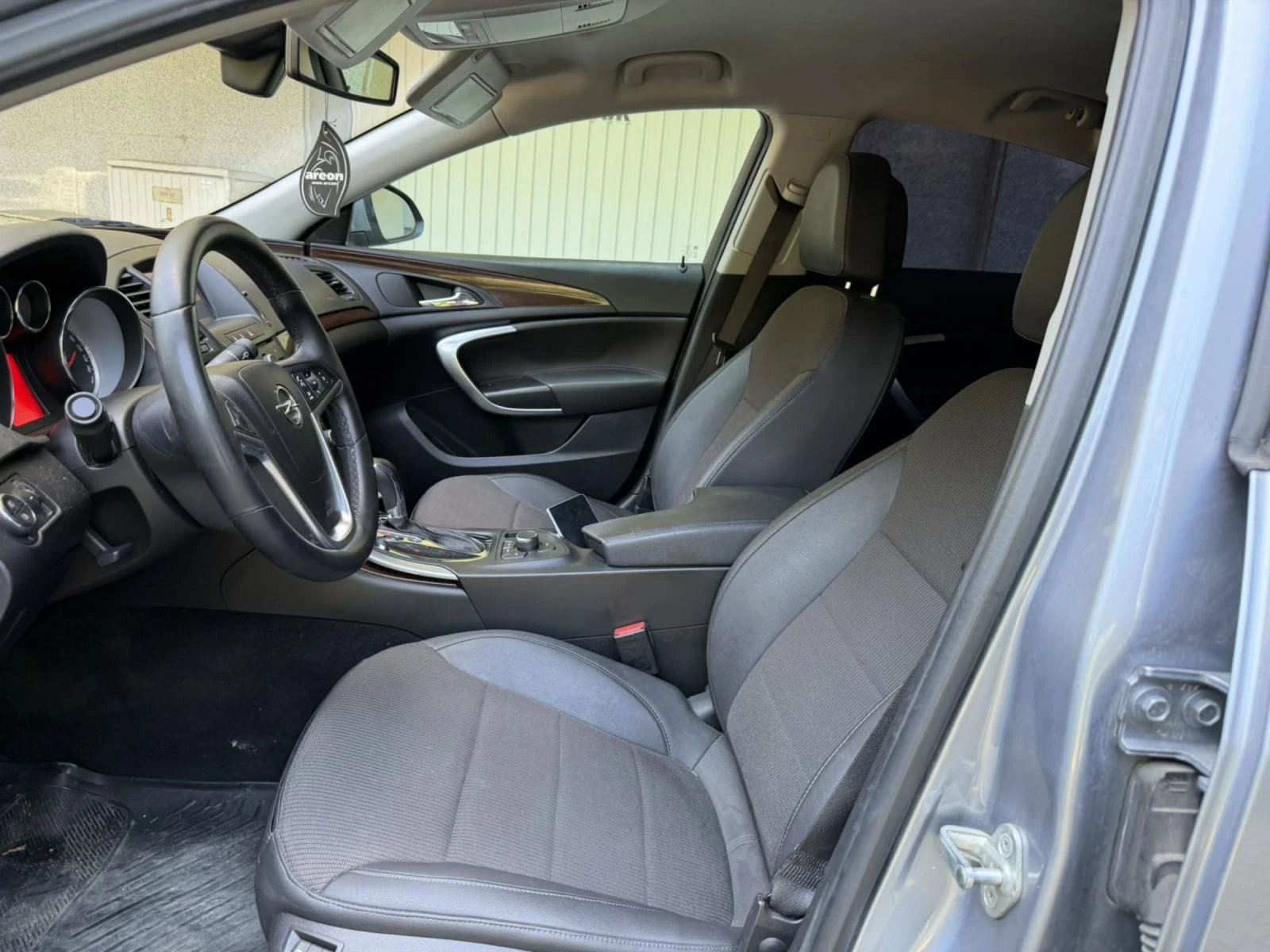 Opel Insignia, снимка 11 - Автомобили и джипове - 55298760