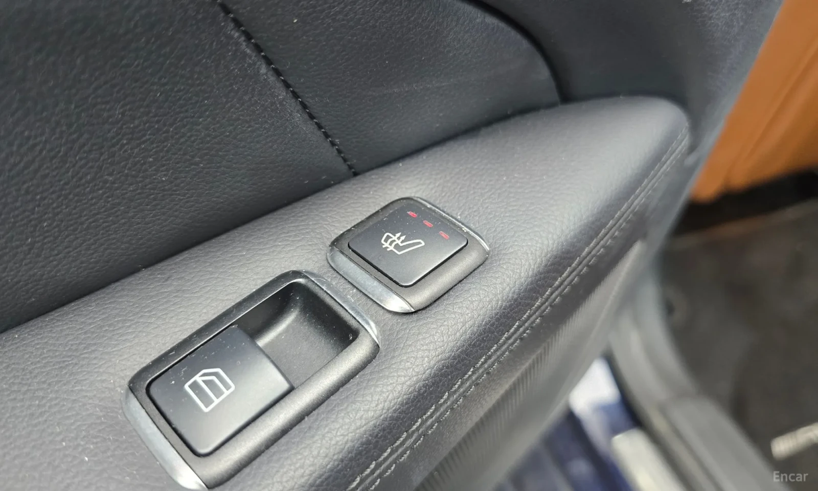 Mercedes-Benz CLS 400 AMG LINE\360 Камери\Кафяв салон, снимка 17 - Автомобили и джипове - 55622717