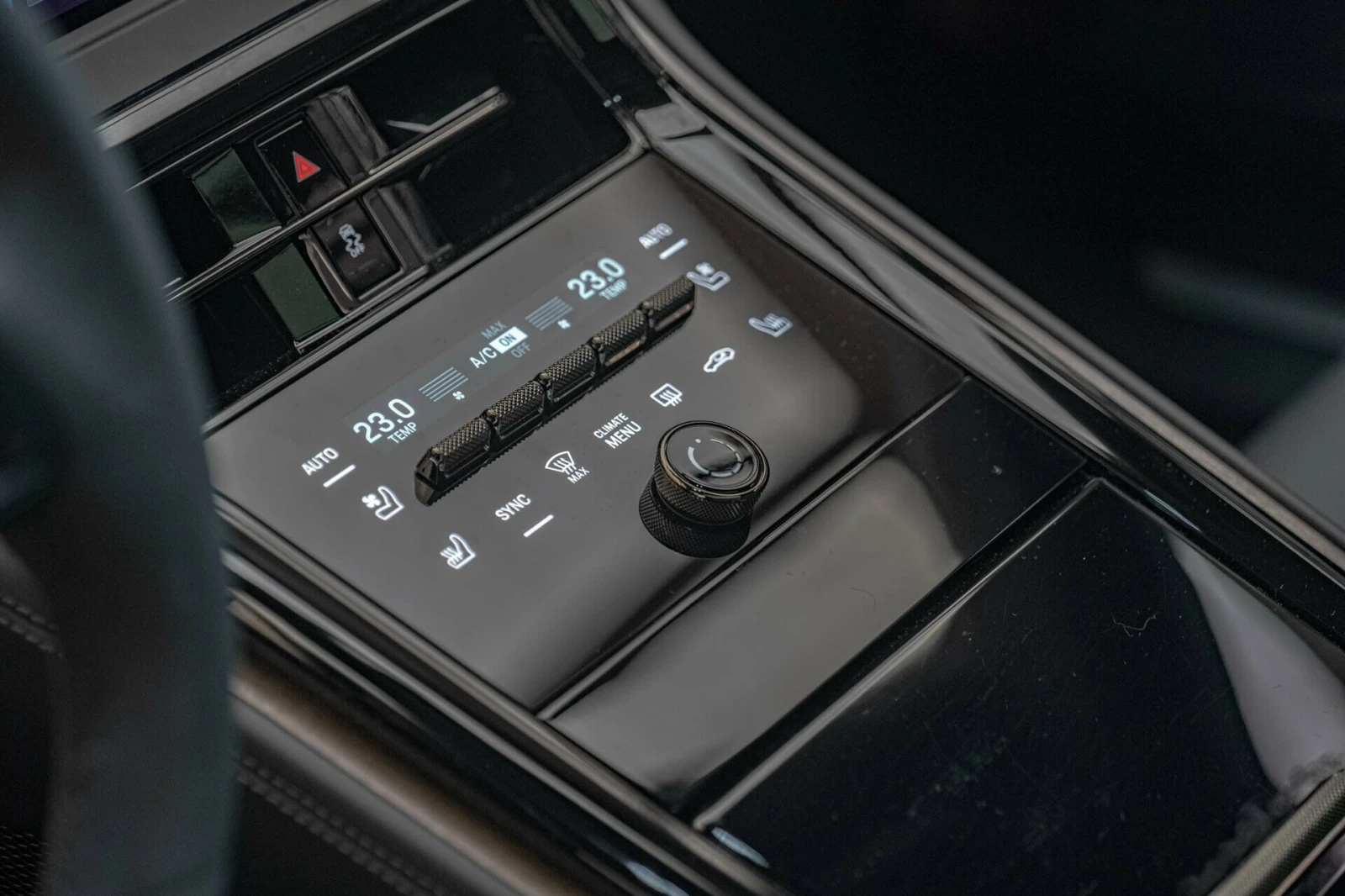 Porsche Panamera Turbo E-Hyb/PDLS+ /PDK/Active Ride/Burm/Beifahrer-, снимка 9 - Автомобили и джипове - 55642810