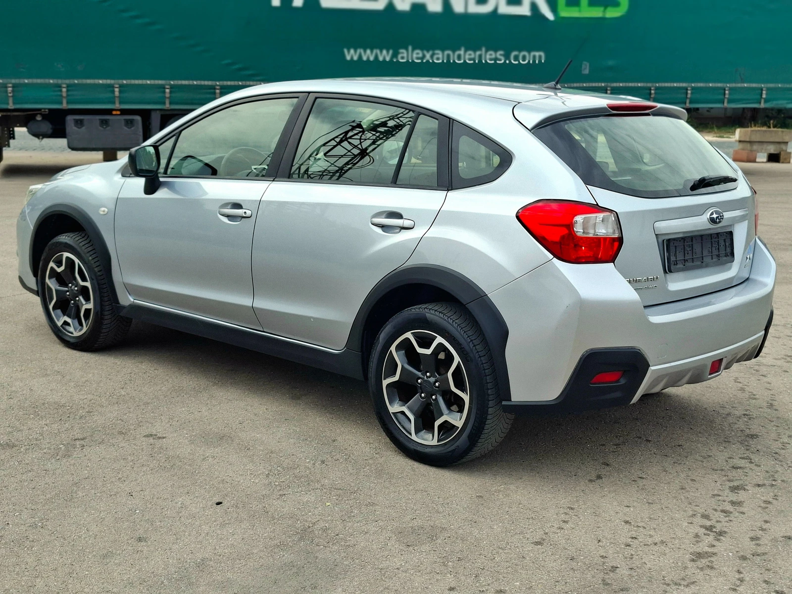 Subaru XV 1.6i 4x4 + ГАЗ, снимка 6 - Автомобили и джипове - 56293686