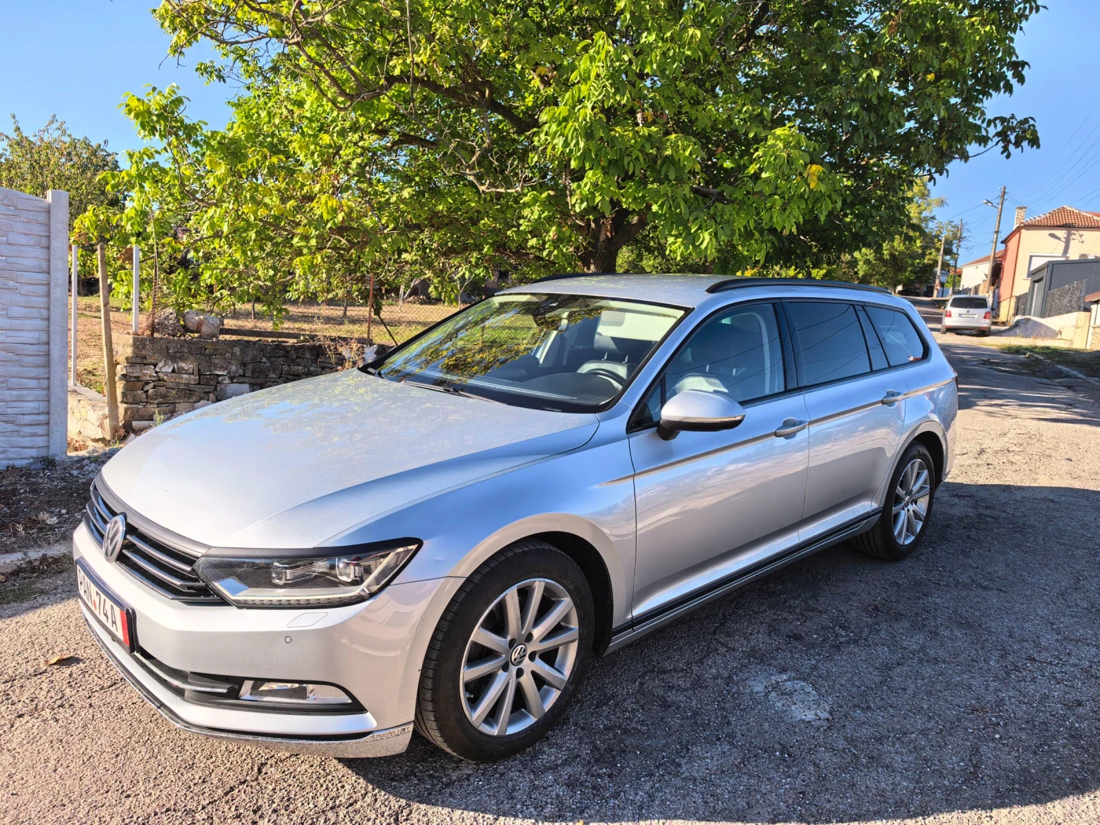 VW Passat 2.0TDI Highline , снимка 3 - Автомобили и джипове - 56350586