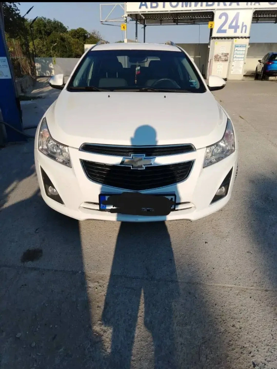 Chevrolet Cruze, снимка 4 - Автомобили и джипове - 56544358