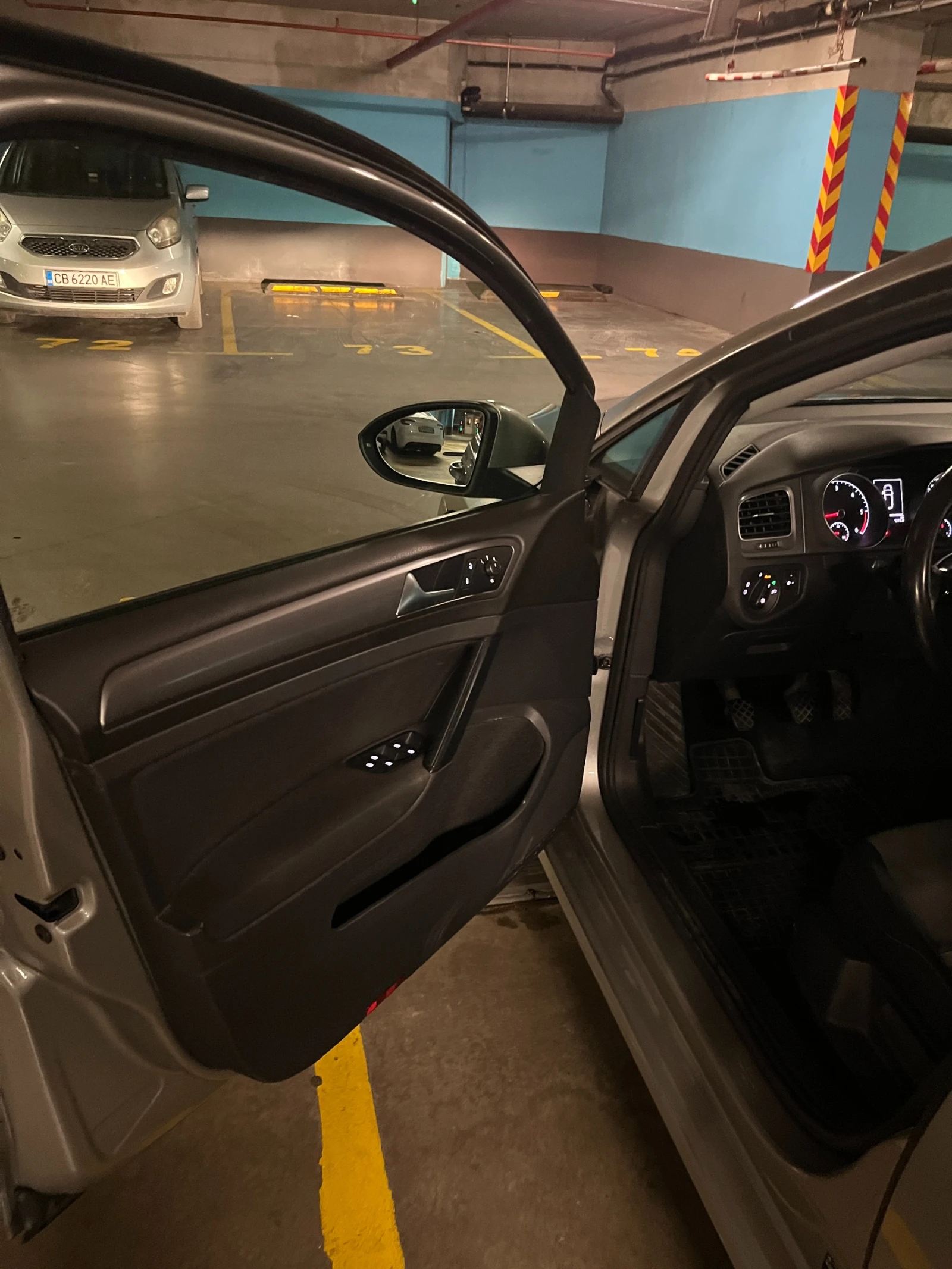 VW Golf Variant, снимка 5 - Автомобили и джипове - 56551470