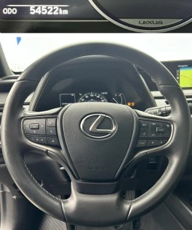 Lexus UX 250h 250h, снимка 10