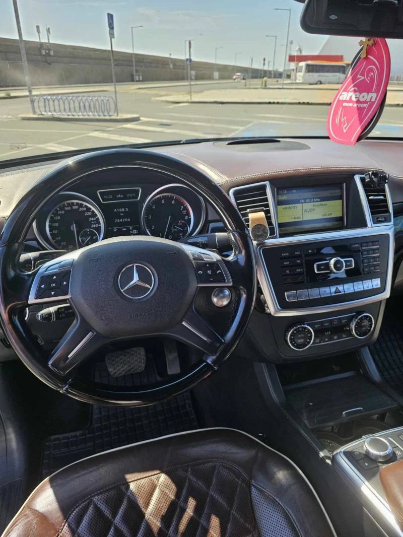 Mercedes-Benz ML 350 AMG DESIGNO EDITION, снимка 8 - Автомобили и джипове - 47495263