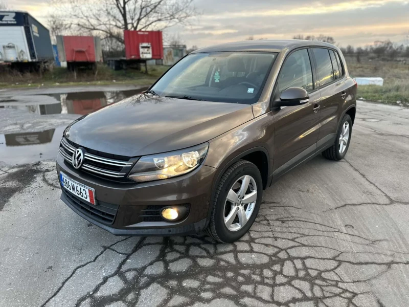 VW Tiguan BlueMotion, снимка 1 - Автомобили и джипове - 48482063