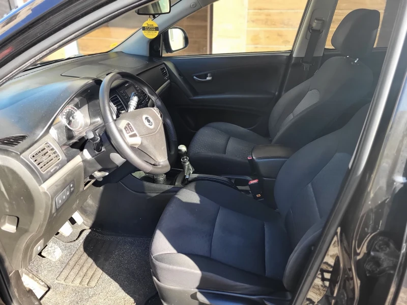 SsangYong Korando, снимка 7 - Автомобили и джипове - 49398630