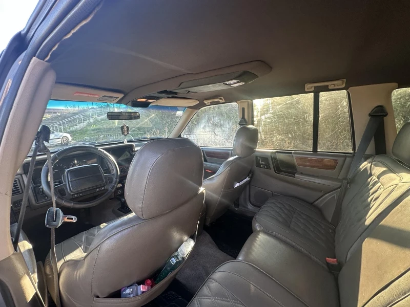 Jeep Grand cherokee, снимка 12 - Автомобили и джипове - 52327681