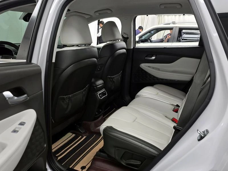 Hyundai Santa fe Diesel 2.2 4WD| 202к.с., снимка 11 - Автомобили и джипове - 56220570