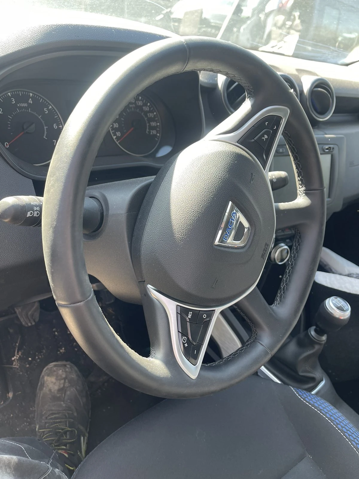 Dacia Duster 1.0 TCI   | Mobile.bg   13