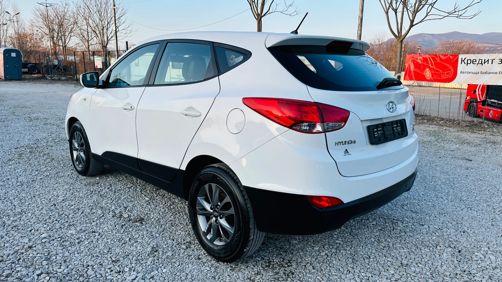 Hyundai IX35 1.7crdi-face lift-6 скорости-Евро 5 - изображение 5