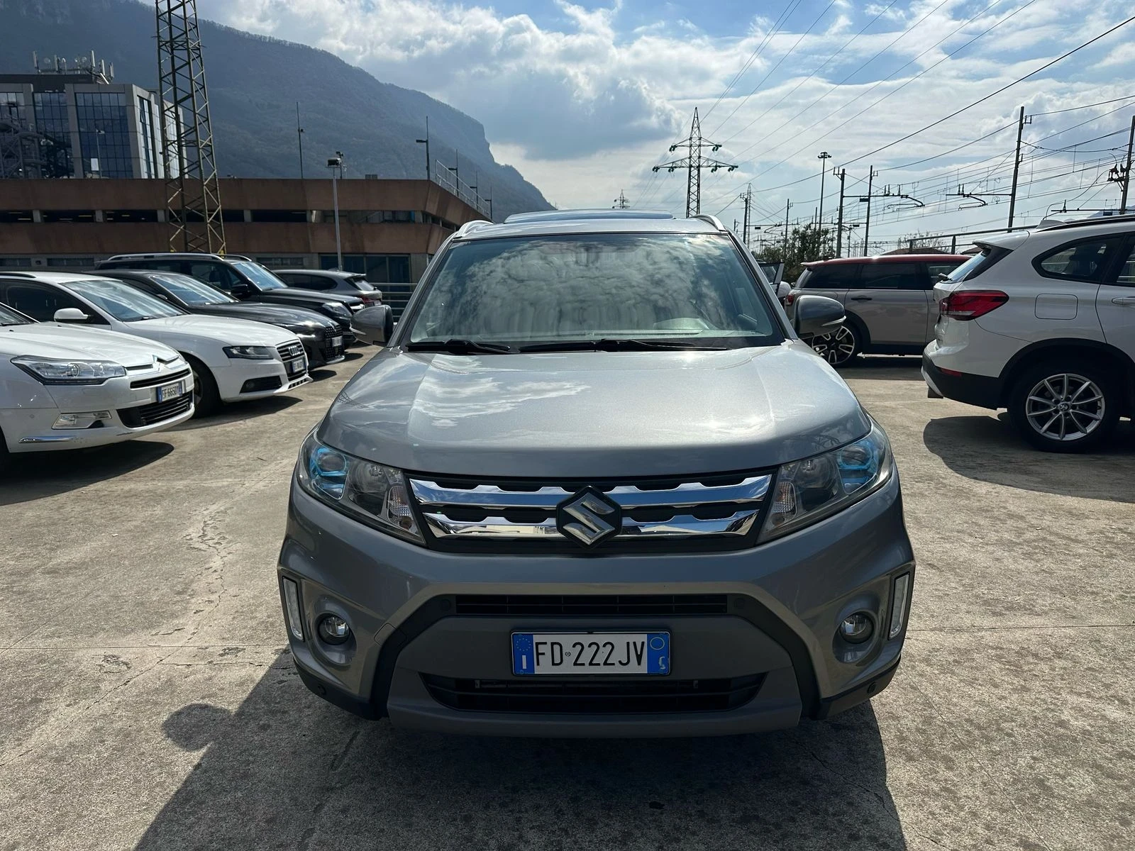 Suzuki Vitara 1.6D 4X4 EURO 6 ВСИЧКИ ЕКСТРИ НОВ ВНОС НАЛИЧЕН  - изображение 2