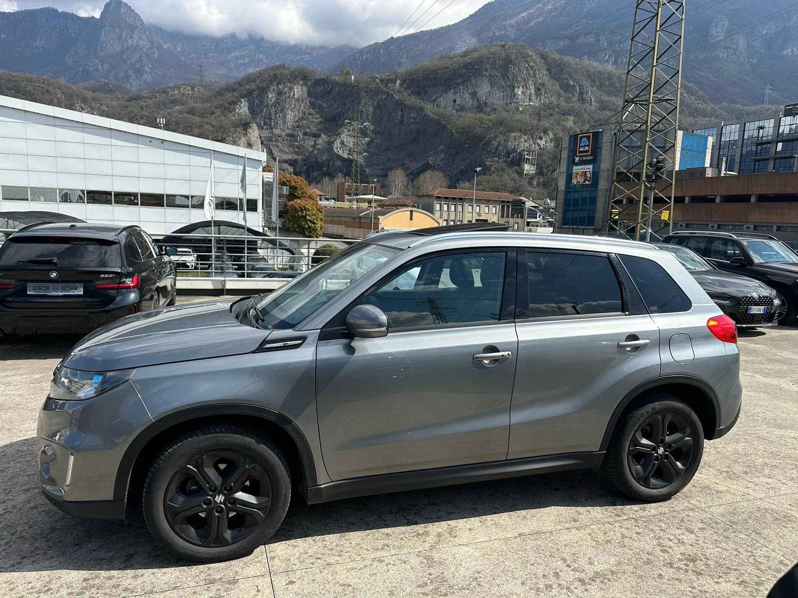 Suzuki Vitara 1.6D 4X4 EURO 6 ВСИЧКИ ЕКСТРИ НОВ ВНОС НАЛИЧЕН  - изображение 7
