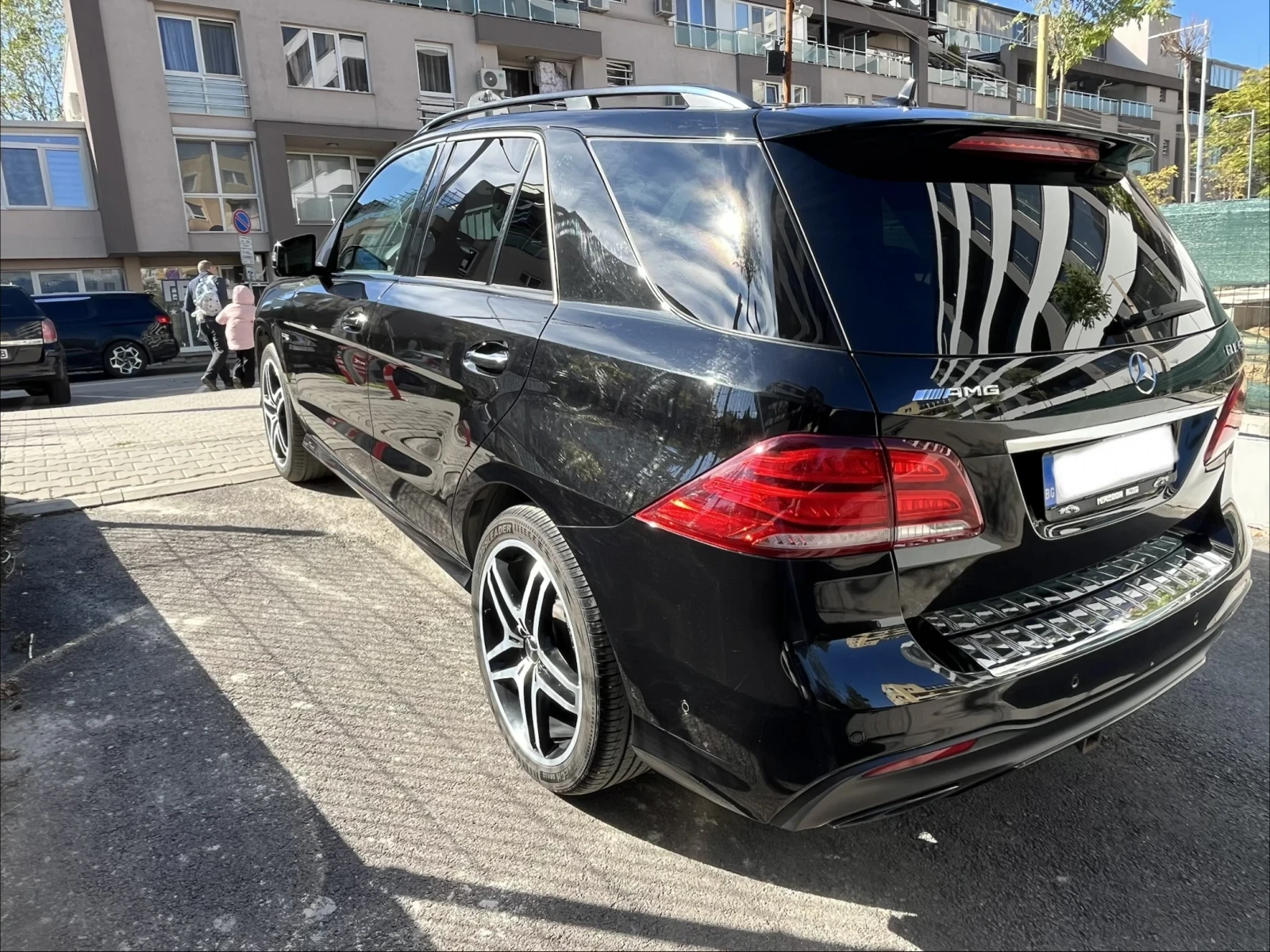 Mercedes-Benz GLE 43 AMG  - изображение 6