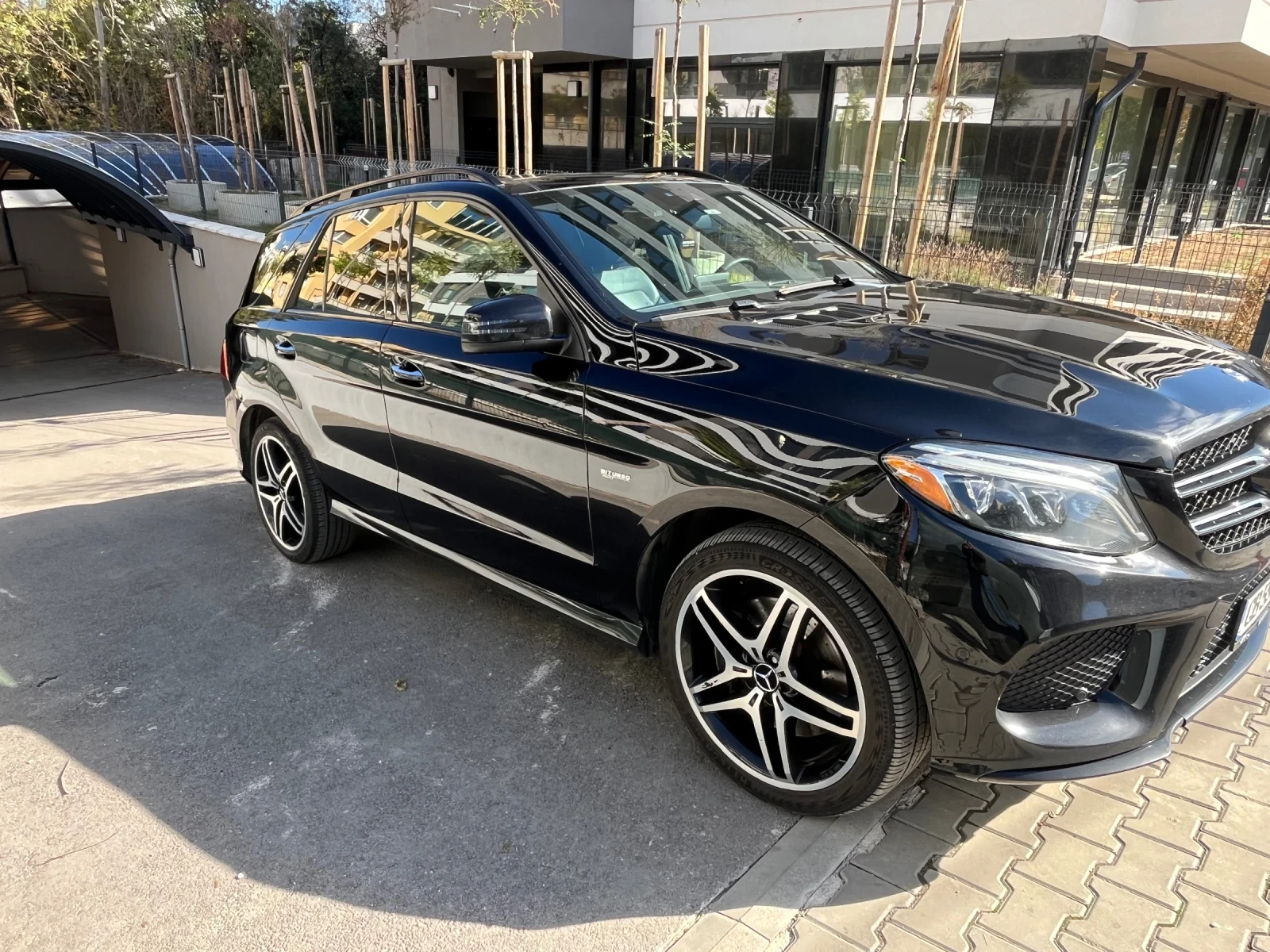 Mercedes-Benz GLE 43 AMG  - изображение 3