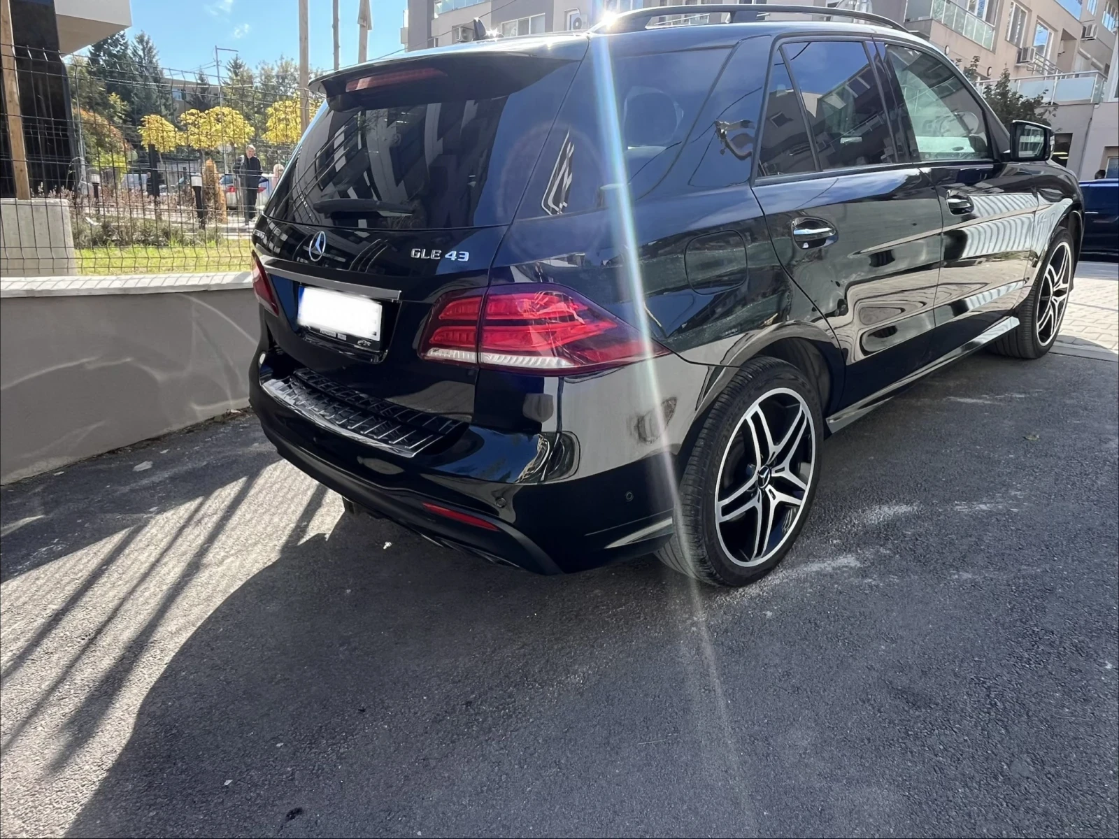 Mercedes-Benz GLE 43 AMG  - изображение 4