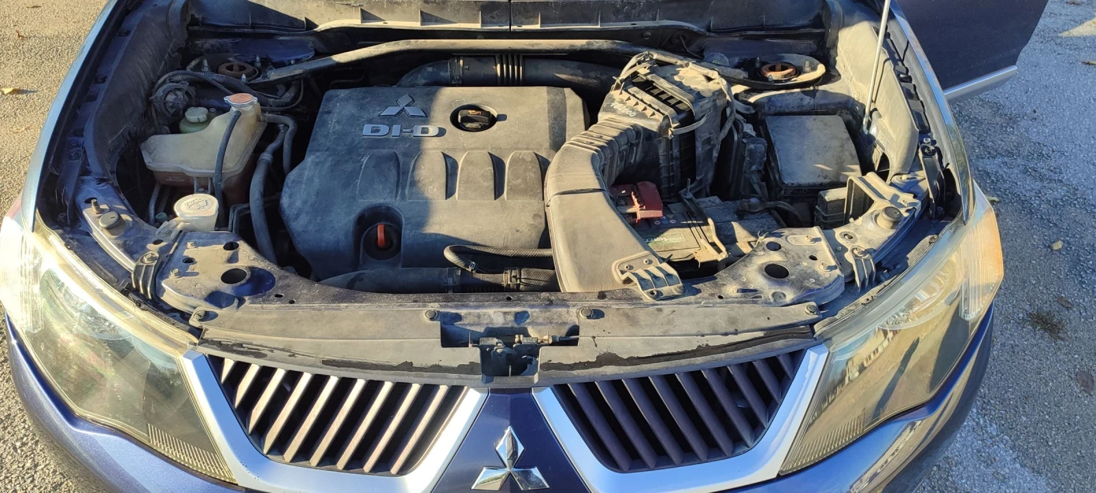 Mitsubishi Outlander 2.0 DI-D - изображение 9