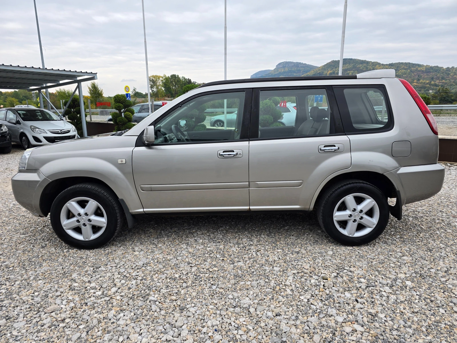 Nissan X-trail 2.2DCI 4X4 , снимка 2 - Автомобили и джипове - 53997700