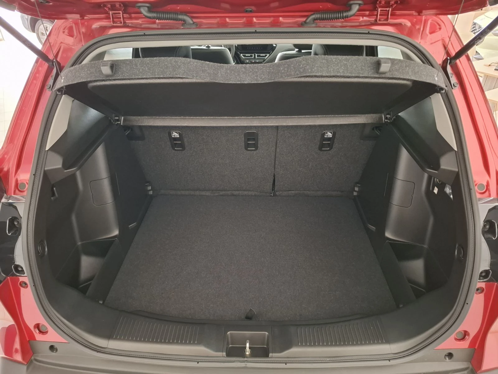 Suzuki SX4 S-Cross GLX S/R 6MT 4x4 Hybrid | Mobile.bg � ����������� 8