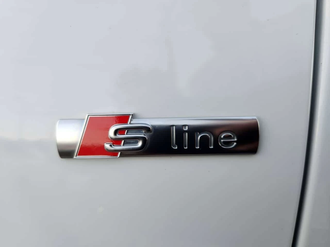 Audi Q8 Progressiv S LINE/ОБДУХВАНЕ/ПАНОРАМА/ДИСТРОНИК/360, снимка 17 - Автомобили и джипове - 54271791