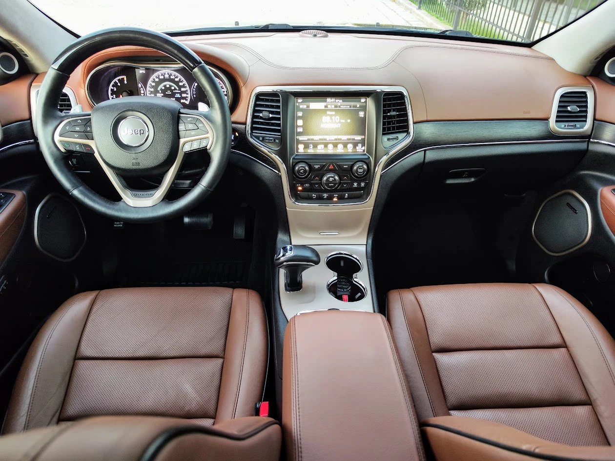 Jeep Grand cherokee * SUMMIT* TV* MAX FULL, снимка 14 - Автомобили и джипове - 54623547