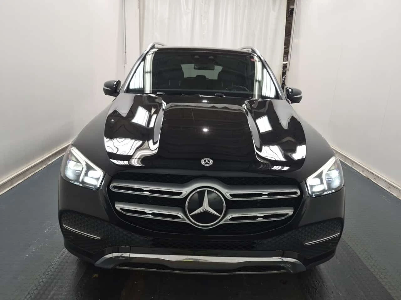 Mercedes-Benz GLE 450 BURMESTER/ПАНОРАМА/360/HUD, снимка 2 - Автомобили и джипове - 54656021