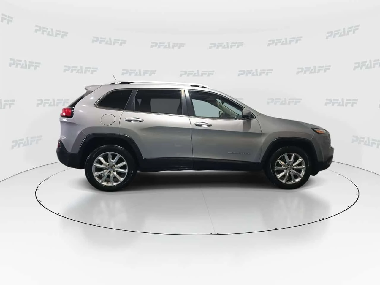 Jeep Cherokee * 4WD 4dr Limited | AS IS | Clean Carfax | * CARFA, снимка 9 - Автомобили и джипове - 54948063