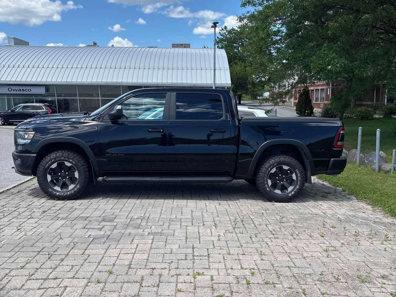 Dodge RAM 1500 * Rebel * АВТОКРЕДИТ БЕЗ ПЪРВОНАЧАЛНА ВНОСКА* , снимка 2 - Автомобили и джипове - 55182390
