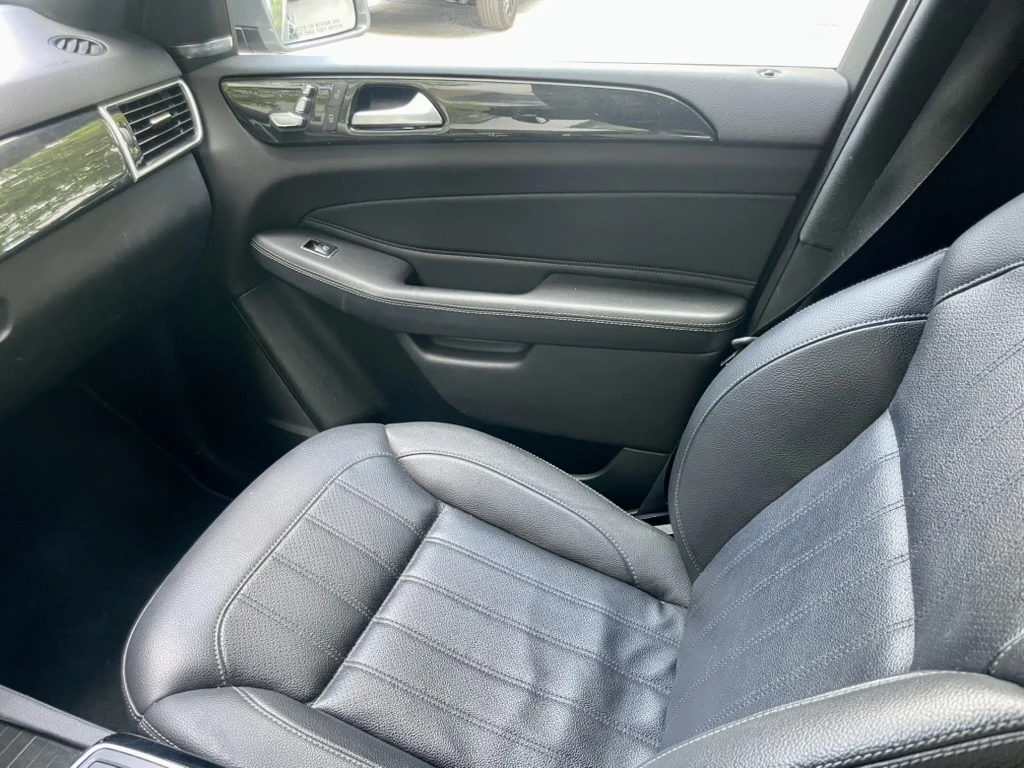 Mercedes-Benz GLE 350, снимка 12 - Автомобили и джипове - 55428810