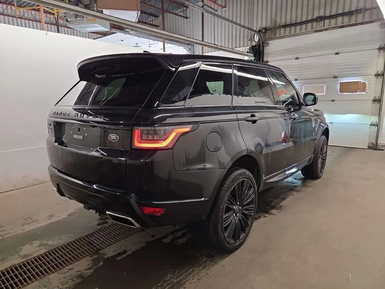 Land Rover Range Rover Sport * 5.0 V8 * HSE DYNAMIC * CARFAX * , снимка 4 - Автомобили и джипове - 55611201