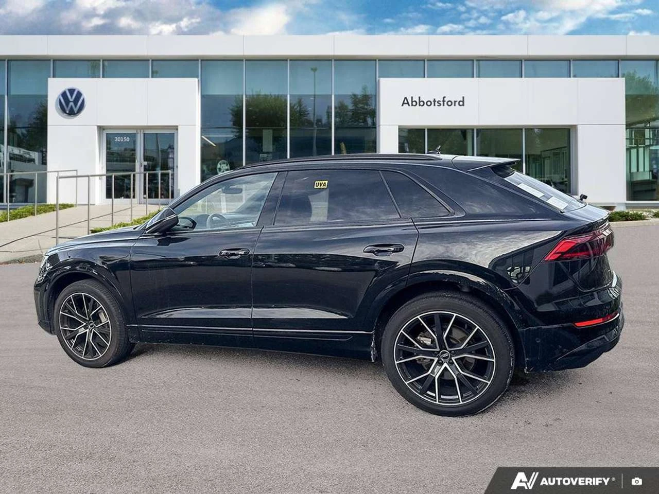 Audi Q8 Progressiv, снимка 3 - Автомобили и джипове - 56438266