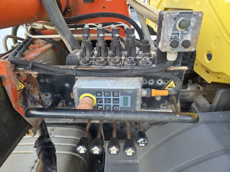 Mercedes-Benz Atego 924, Самосвал с кран, Климатик, снимка 9 - Камиони - 52258275