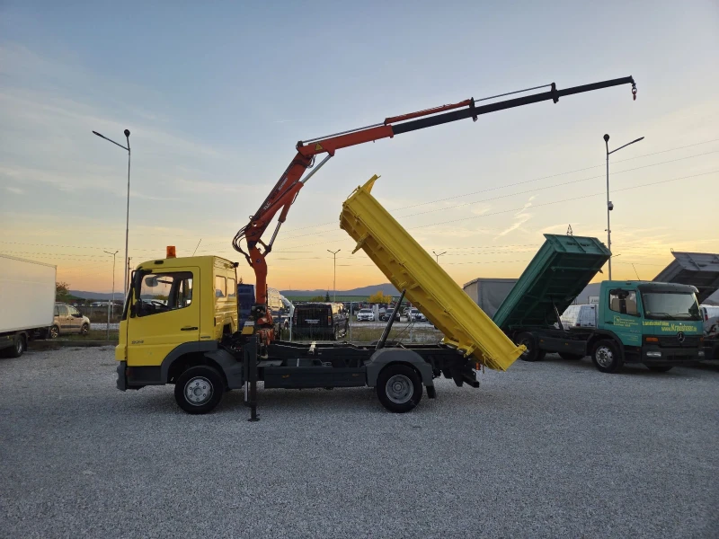 Mercedes-Benz Atego 924, Самосвал с кран, Климатик, снимка 2 - Камиони - 52258275