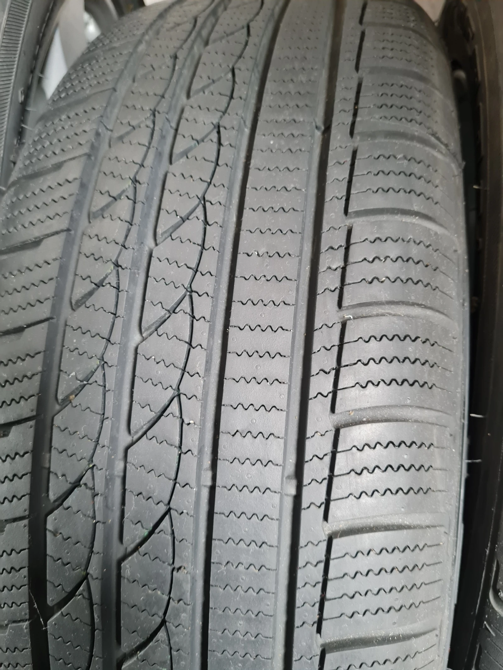 ���� � ������ 215/55R17 �� Hyundai | Mobile.bg � ����������� 7