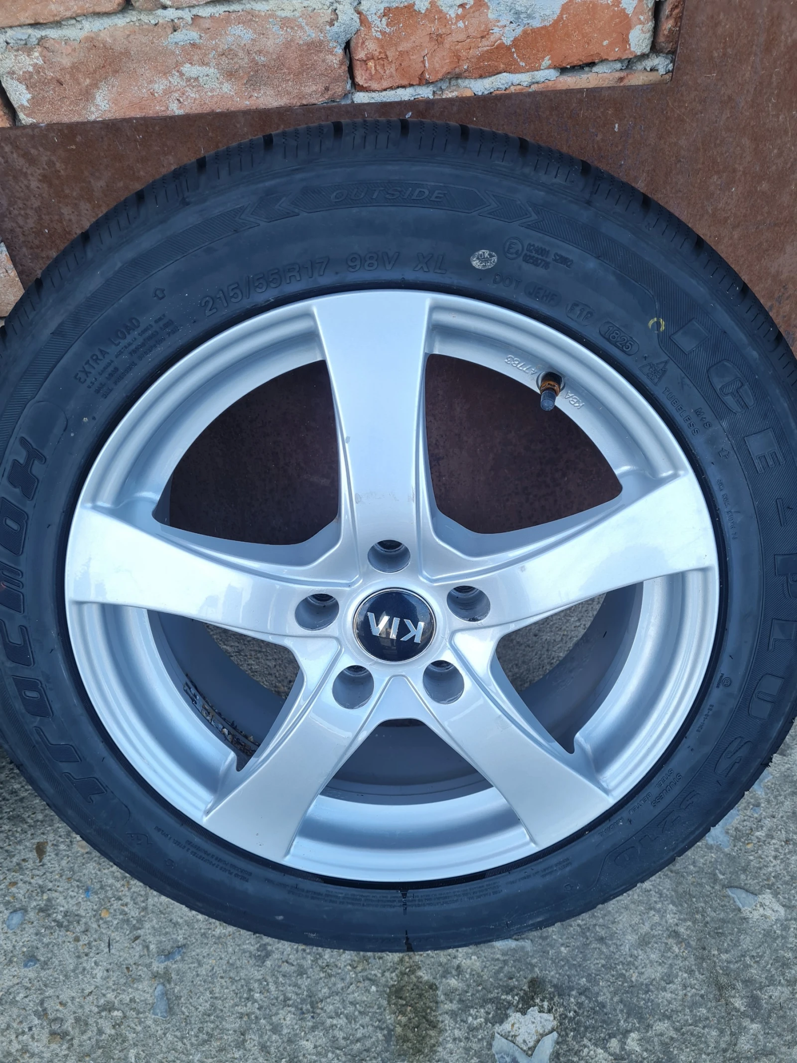 ���� � ������ 215/55R17 �� Hyundai | Mobile.bg � ����������� 12