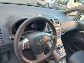 Toyota Auris 1.8VVTI HYBRID 161000км. ТОП, снимка 10