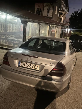 Mercedes-Benz E 270, снимка 5