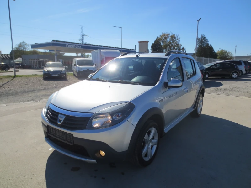 Dacia Sandero 1.6 i STEPWAY, снимка 1 - Автомобили и джипове - 47690680