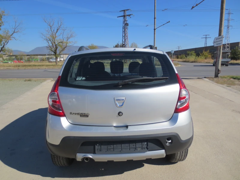 Dacia Sandero 1.6 i STEPWAY, снимка 6 - Автомобили и джипове - 47690680