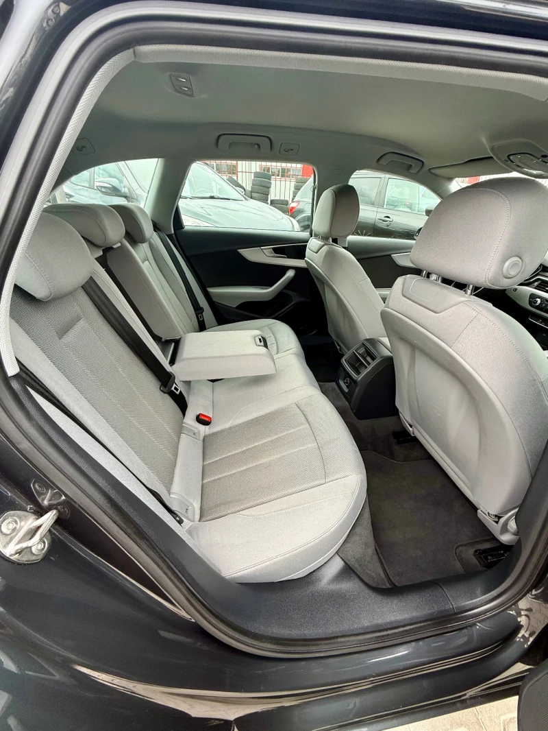 Audi A4 Топ* Като нова* 130.000км* Реална* Нов внос* , снимка 6 - Автомобили и джипове - 51752701