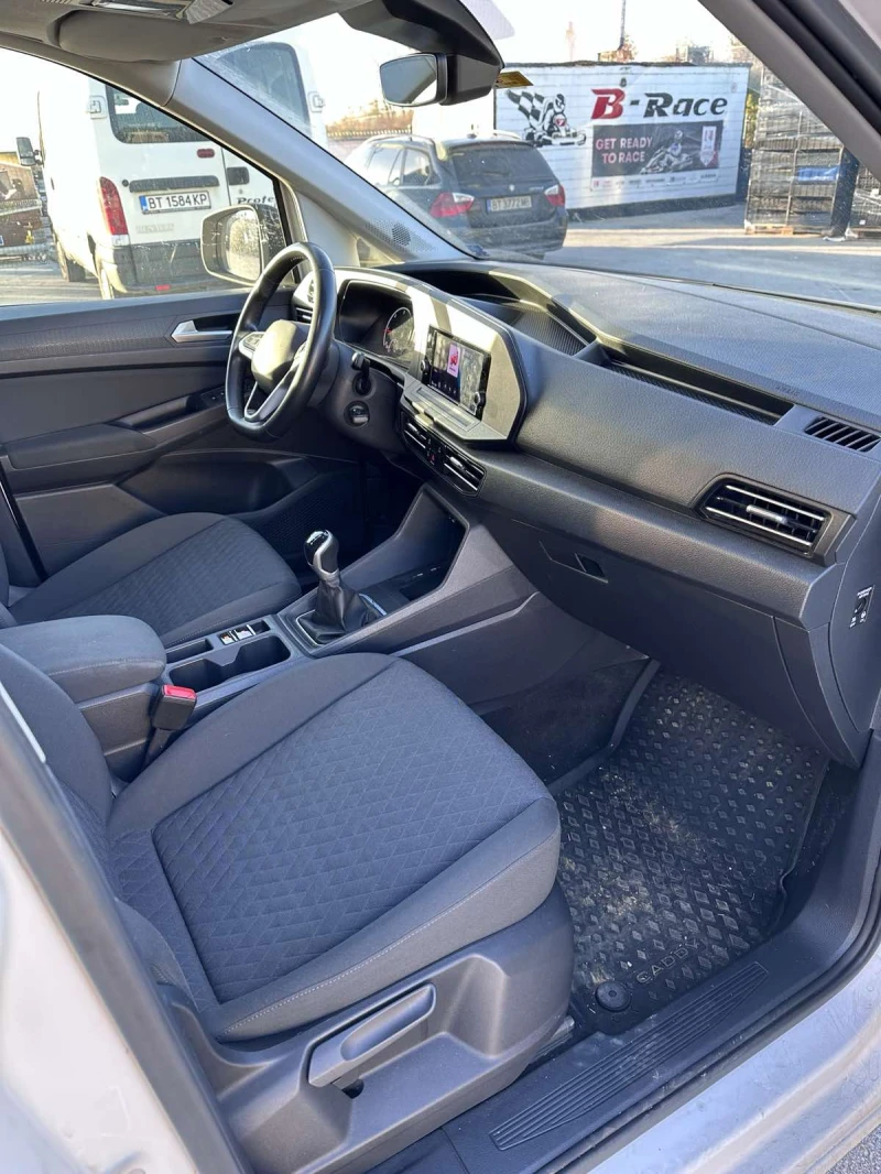 VW Caddy, снимка 10 - Автомобили и джипове - 52498498