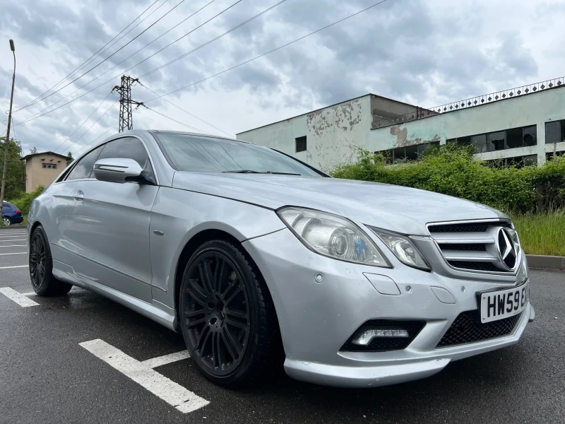 Mercedes-Benz E 350 CDI AMG Line, снимка 4 - Автомобили и джипове - 52875611
