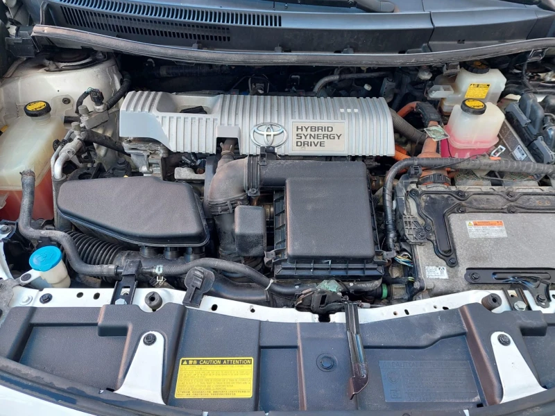 Toyota Auris 1.8VVTI HYBRID 161000км. ТОП, снимка 17 - Автомобили и джипове - 53263539